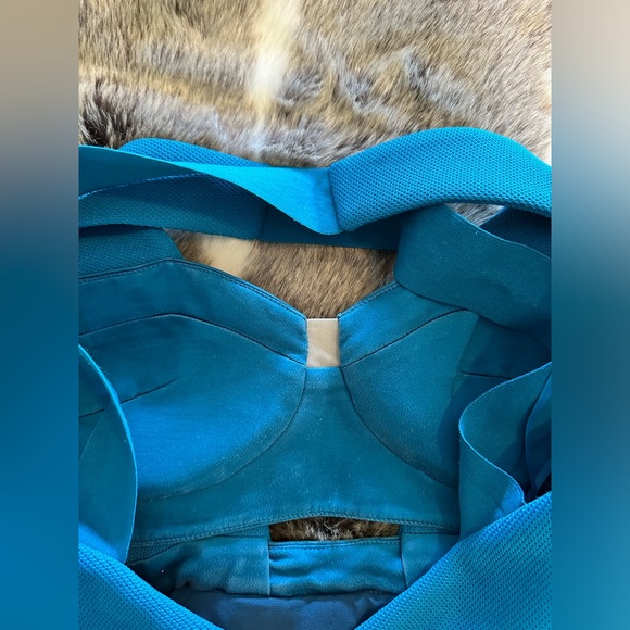 Three Floor Blue Cutout Dress - Picture 9 of 10